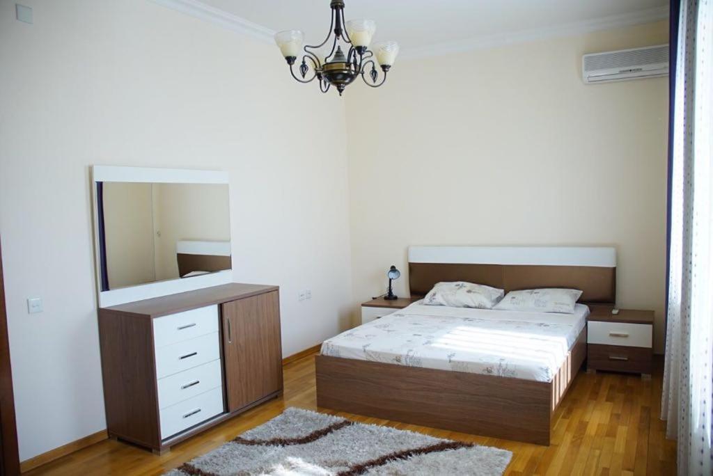 Ferienwohnung Nizami Street Baku Exterior foto