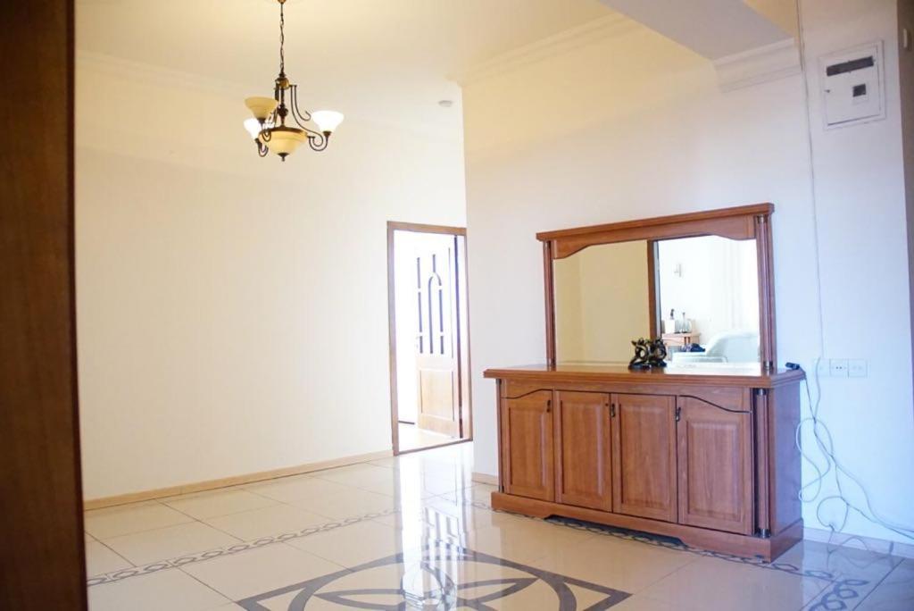Ferienwohnung Nizami Street Baku Exterior foto